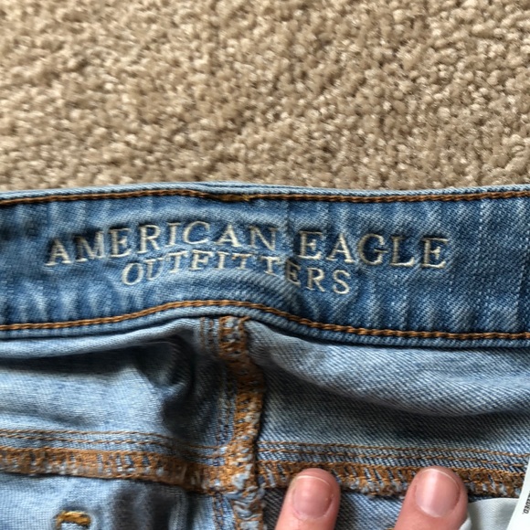 American Eagle Ripped Jeans - Picture 2 of 4